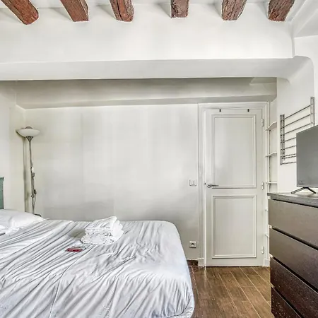 Bnbnova - Latin Quarter & Pantheon Appartamento